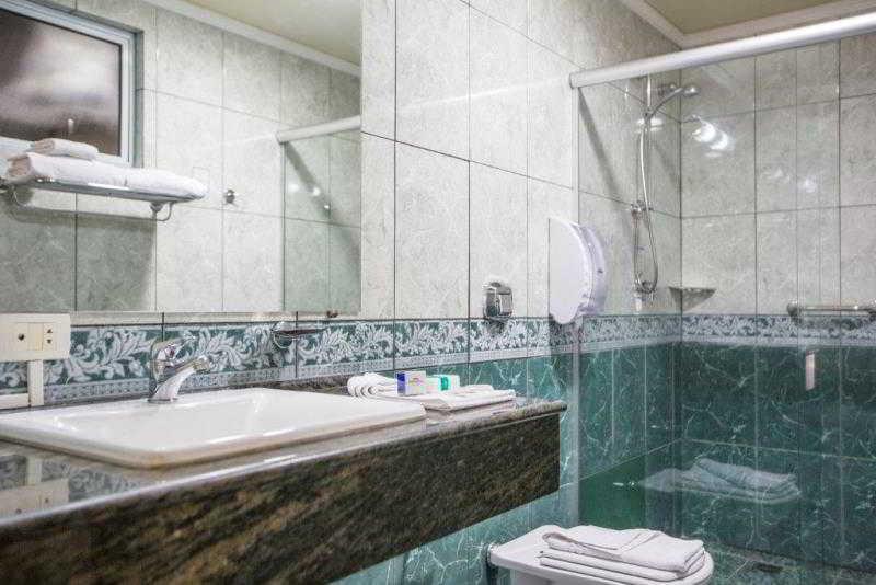 Astron Suites Sao Jose Dos Pinhais By Nobile Zewnętrze zdjęcie