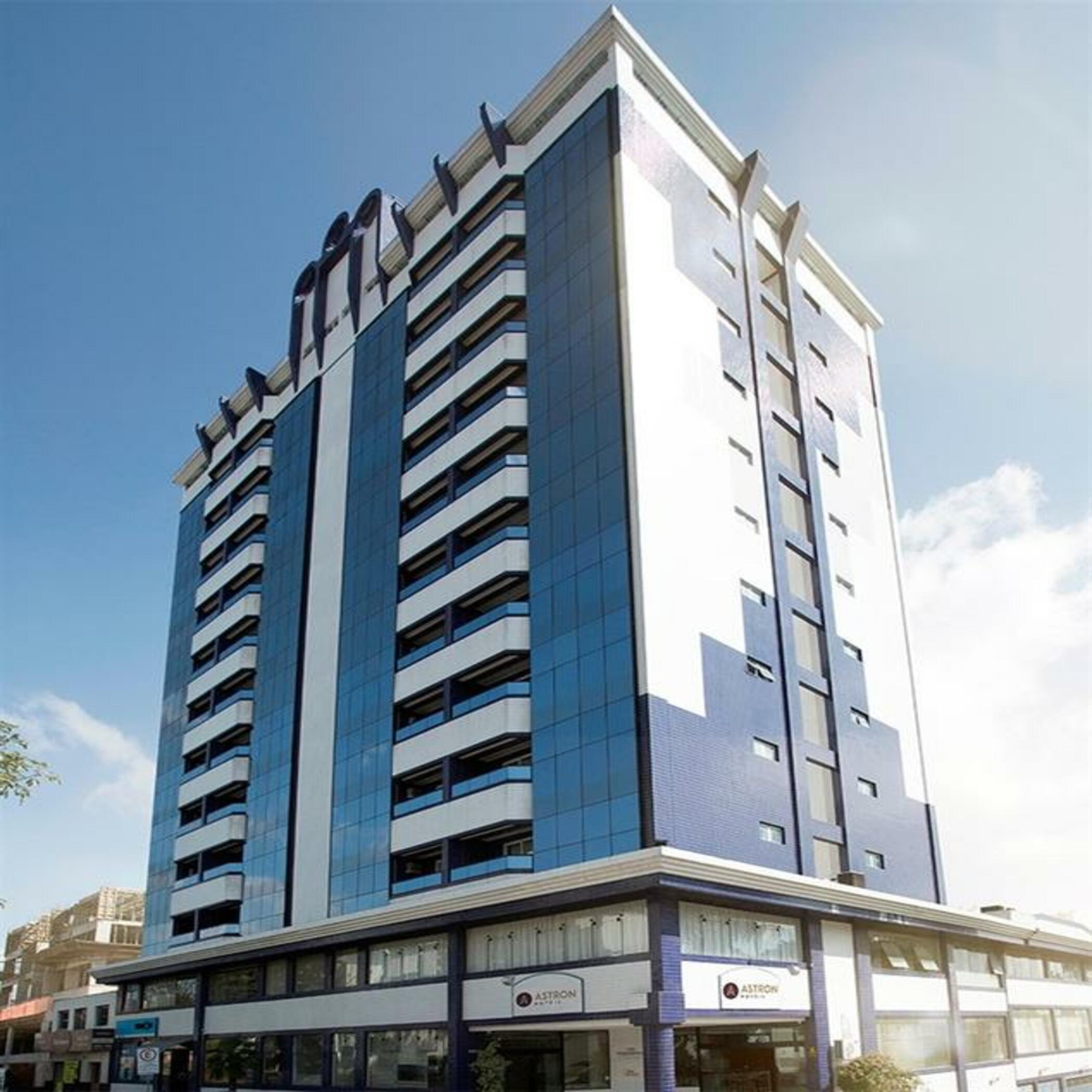 Astron Suites Sao Jose Dos Pinhais By Nobile Zewnętrze zdjęcie
